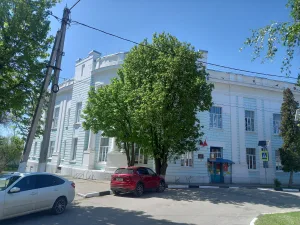 Здание земства