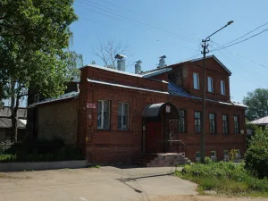 Жилой дом (Боровичи)