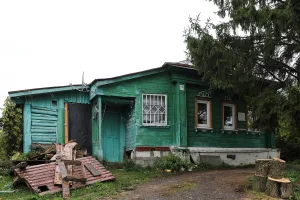 Дом, где родился учёный П. В. Шмаков (1885—1981) (Сновицы)