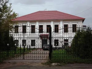 Дом Гурьевой-Мурзиных с трактиром. Здание Романово-Борисоглебского 2-го начального училища