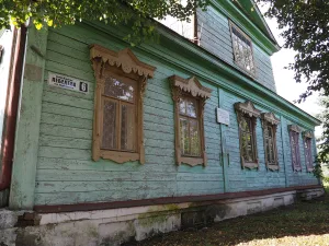 Дом, где родился и жил (1912-1919) поэт-маринист А.А. Лебедев (Суздаль)