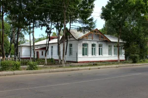 Дом учителей железнодорожной школы (Уссурийск)