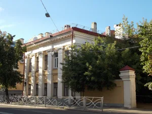 Главный дом городской усадьбы Унжениных (Казань)