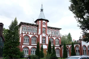 Октябрьская улица 14
