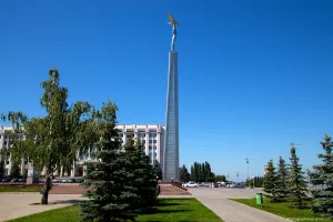 Площадь Славы