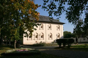 Корпус братский (Суздаль)