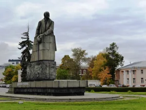 памятник Ленину В.И. (Петрозаводск)
