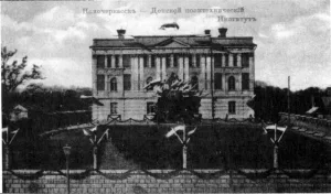 Здание дворянского пансиона, в котором в 1907-1928 гг. размещался Донской политехнический институт (Новочеркасск)