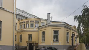 Квартира, в которой жил Николай Дмитриевич Зелинский в 1893-1911 и 1917-1950 гг. (Тверской)