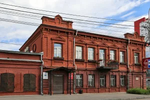 Жилой дом С.И. Иванова со столярно-кузнечной мастерской (Омск)