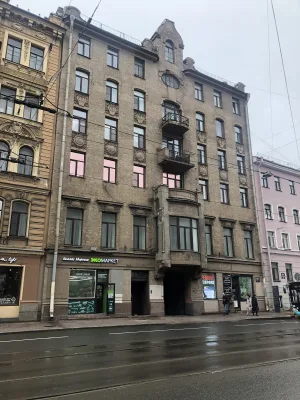 Собственный доходный дом и студия И.П. Володихина