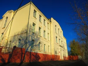 Приходские училища (Здание коммерческого училища)