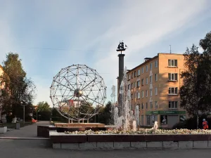 фонтан "Молекула фуллерена"