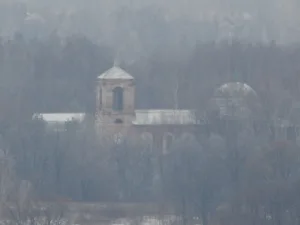 Церковь (Золотая Грива)