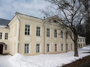 Настоятельский корпус