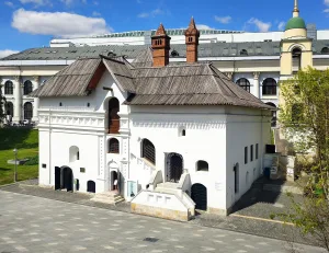 Старый английский двор
