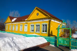 Усадьба с домом бывшего полицейского управления и каталажка по ул. Куйбышева, 33б