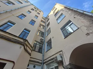 Флигель