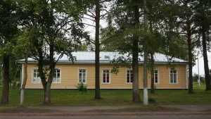 Дом, в котором в 1764-1768 гг. находилось офицерское собрание Суздальского пехотного полка, командиром которого был А.В. Суворов (Новая Ладога)