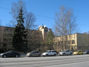 Здание фабрично-заводской школы