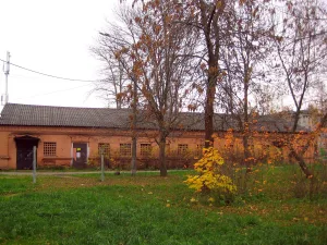 Казарма Офицерской стрелковой школы (Ломоносов)