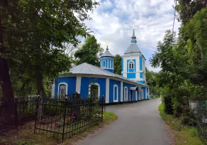 Казанская церковь с интерьером