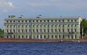 Служебный корпус Мраморного дворца