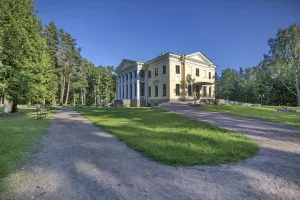 Парк (Холомки)