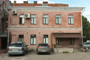 Флигели при домах Маринина, Соловьевой и Юрасова (Великий Новгород)