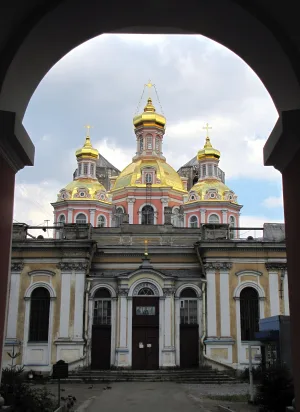 Крестовоздвиженский собор