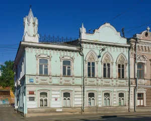 Особняк с элементами неоготики