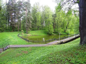 Парк с прудами (Валуево)