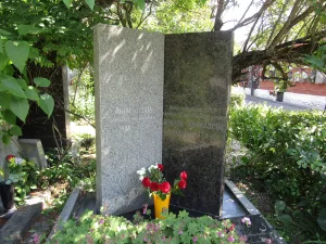 Могила Абрикосова А.Л. (1906-1973), актёра