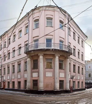 Большой Овчинниковский переулок 17