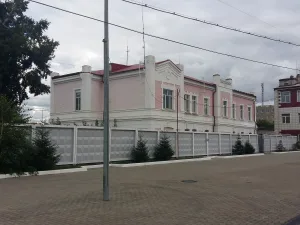 Пристанционное административное здание (Тюмень)