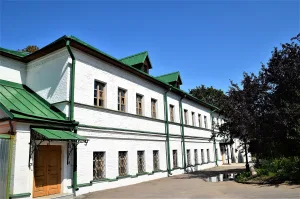 Старый трапезный корпус (Хамовники)