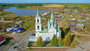 Спасо-Преображенская церковь (Нижняя Синячиха)