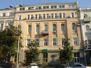 торгово-административное здание на Б. Садовой, 40