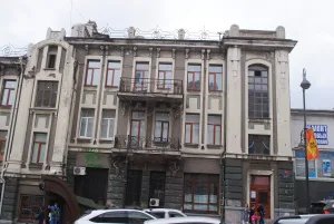 улица Адмирала Фокина, 25, Строение Б (Владивосток)