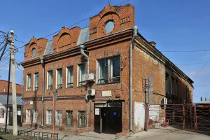 Жилой дом (Омск)