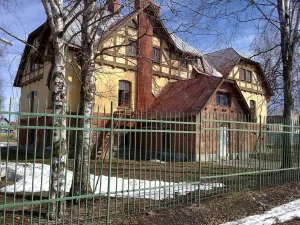 Собственная дача архитектора К.К. Шмидта со службами (Павловск)