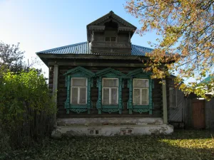 Дом, где в 1967-1972 гг. жил и работал художник-миниатюрист И.А. Фомичев (1890-1972) (Мстёра)