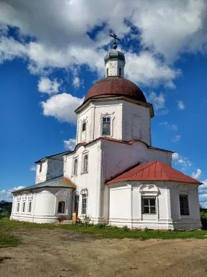 Церковь Троицы (Липин Бор)