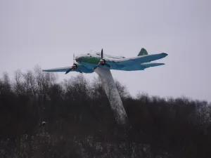 Памятный знак «Авиаторам-североморцам» (Ил-4)
