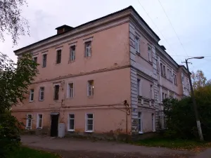 Духовное училище (Старая Русса)