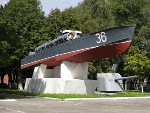 Памятный знак «Торпедный катер» (Балтийск)