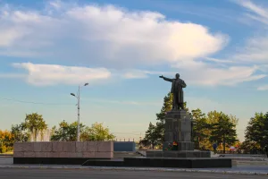 Памятник В.И. Ленину (Благовещенск)