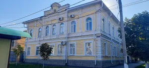 Гимназия Товаровой