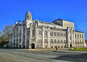 Бийский городской драматический театр