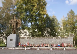 Памятник Воину-освободителю (Чернушка)
